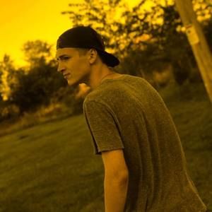 Meet your Posher, Sebastian